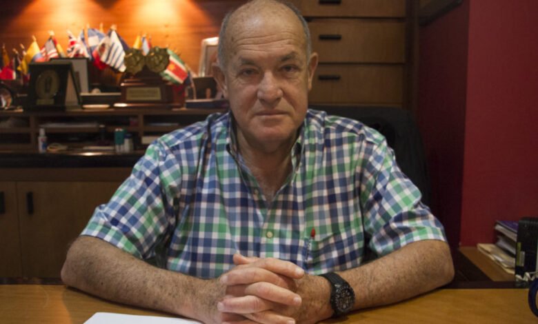 exministro