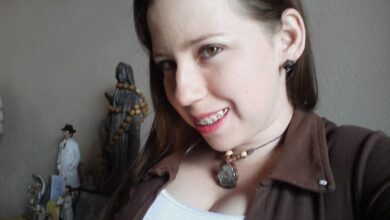 buenas tardes, siguiendo sus instrucciones ya realice el respectivo pago para una sesión de foto de boda para el día sábado 14 de noviembre. debo llevar el recibo impreso cierto.