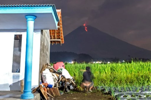 indonesia volcan