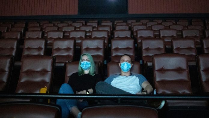 cines cuarentena
