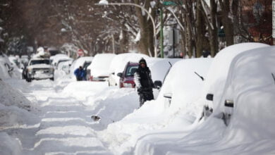 Casi un millón de personas siguen sin electricidad por clima invernal en EEUU