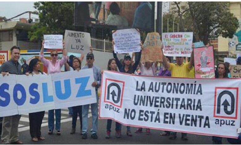 protesta profesores LUZ