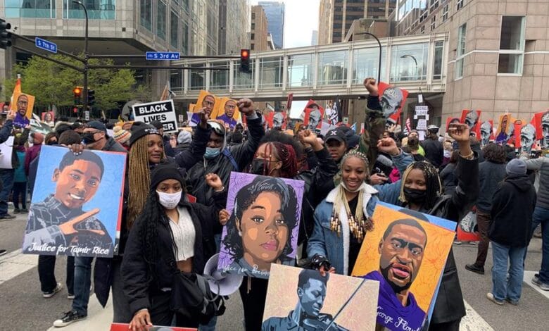 Mineápolis se convierte en una fiesta con George Floyd en el recuerdo