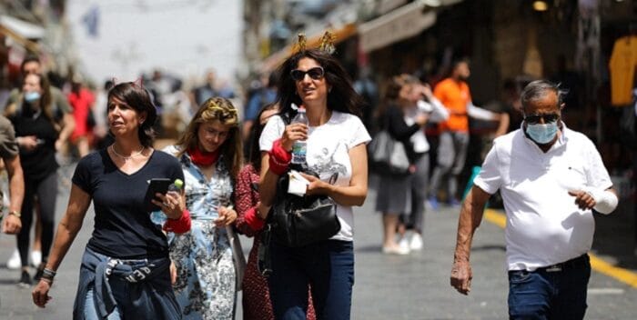 Israel se quita la mascarilla al aire libre en otro paso más hacia normalidad