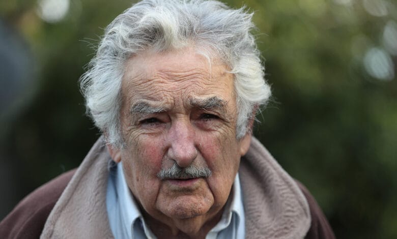 Mujica ruega a los peruanos unirse contra Fujimori