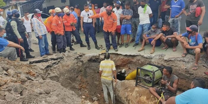 No encuentran al joven que cayó a una alcantarilla hace 6 días en Puerto Ordaz