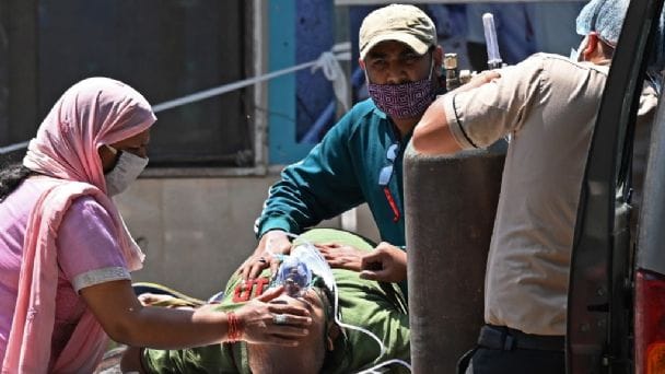 Récord de más de 893.000 casos de coronavirus en 24 horas en el mundo