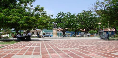 mariscal sucre plaza