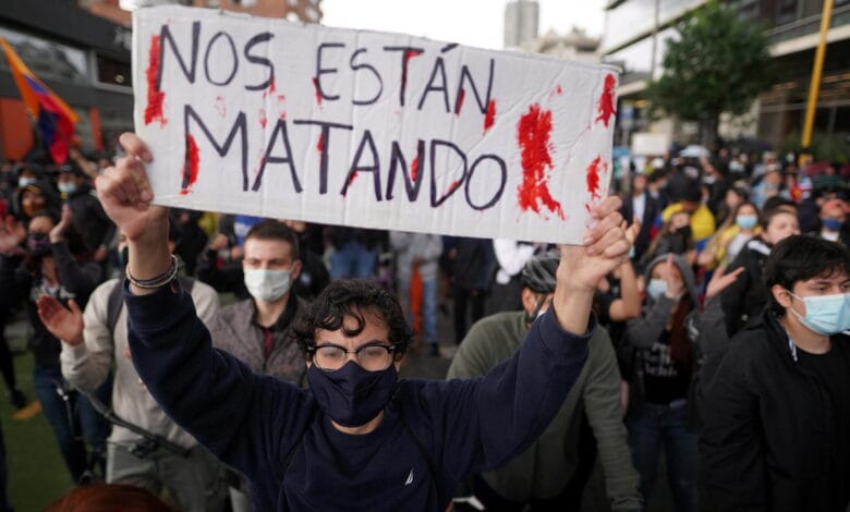 HRW denuncia uso de proyectiles desde tanquetas contra manifestantes en Colombia