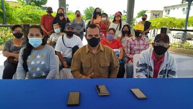 militantes se retiran