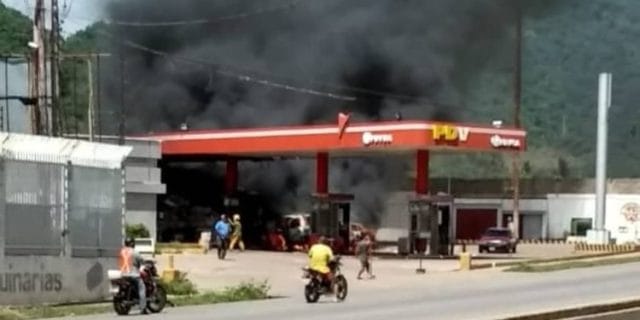 estacion de servicio explota