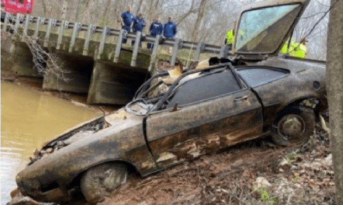 carro abandonado