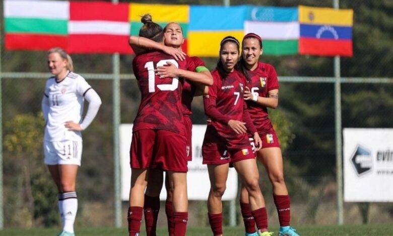 vinotinto femenina
